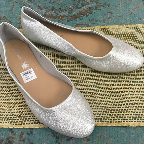 silver flats size 9